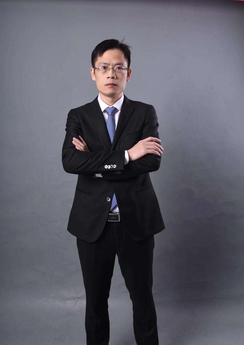 向辉 客户策略总监
